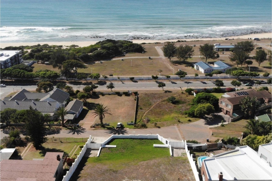 0 Bedroom Property for Sale in Wavecrest Eastern Cape